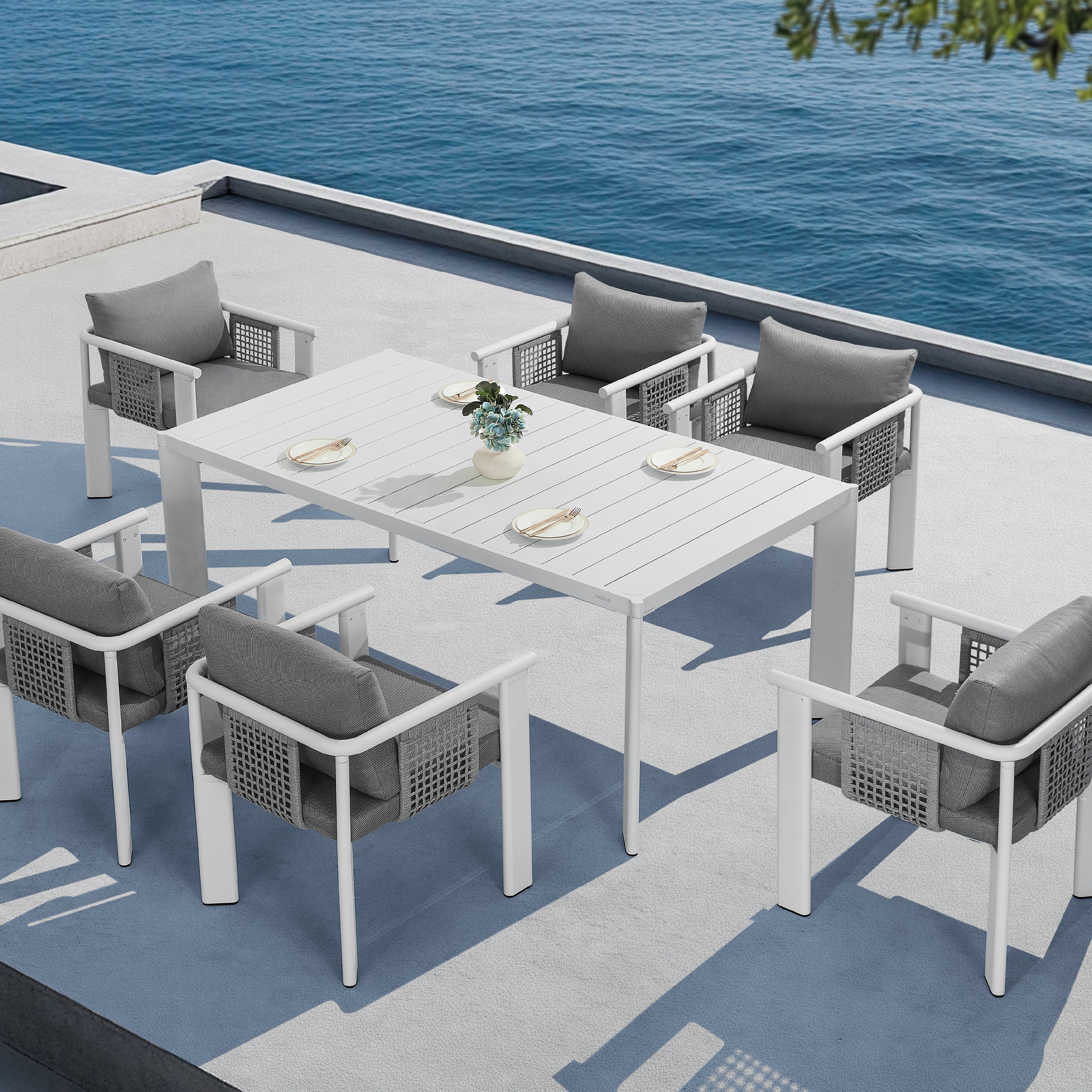 Ligo 2.0 Dining Set