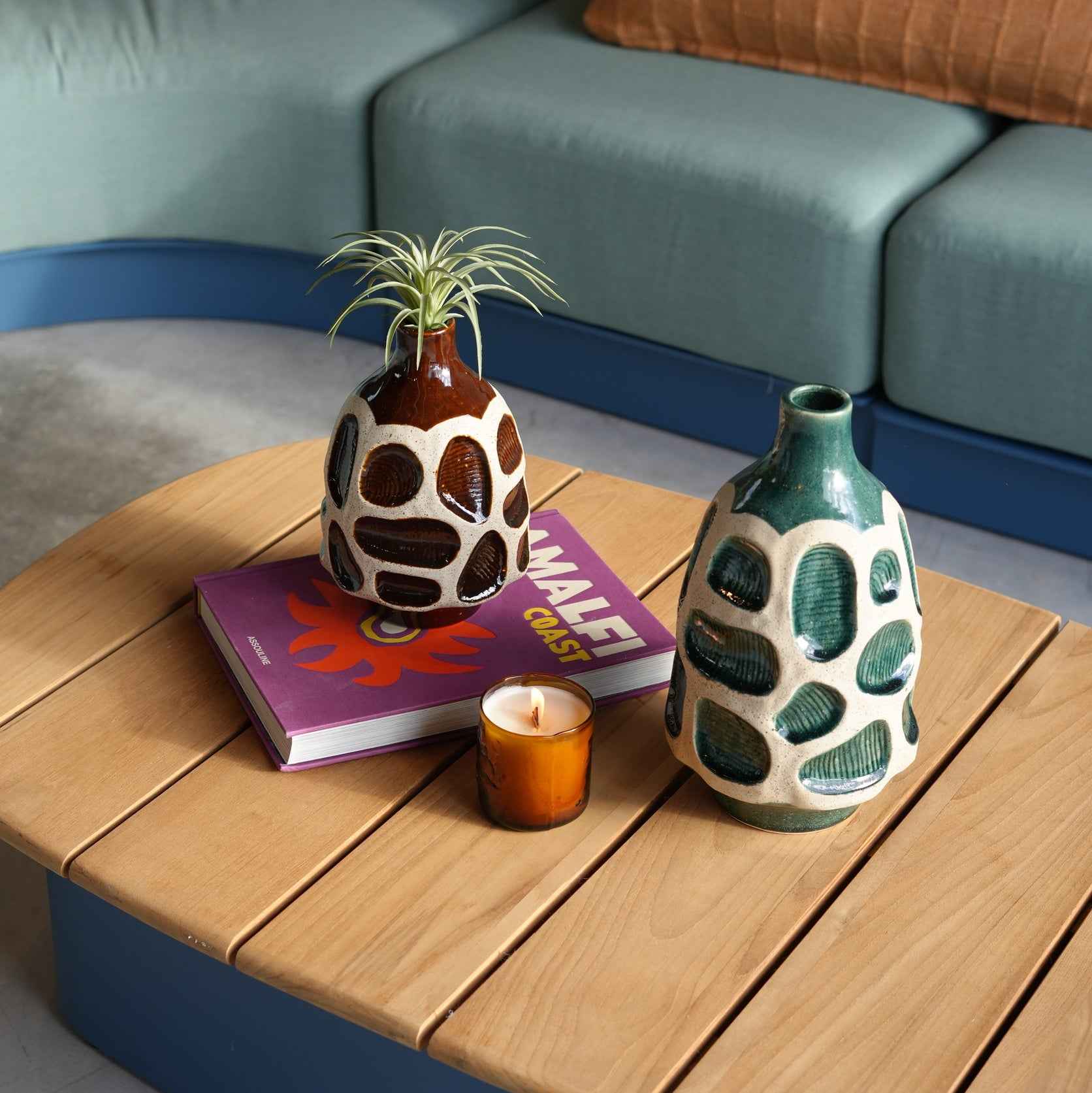 Pebble Vase Brown