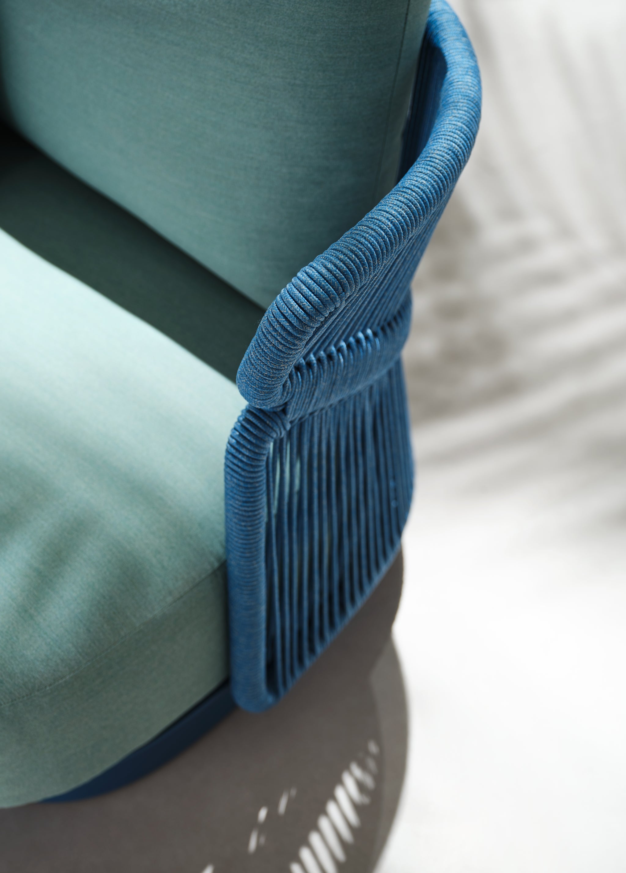 Aio Single Sofa