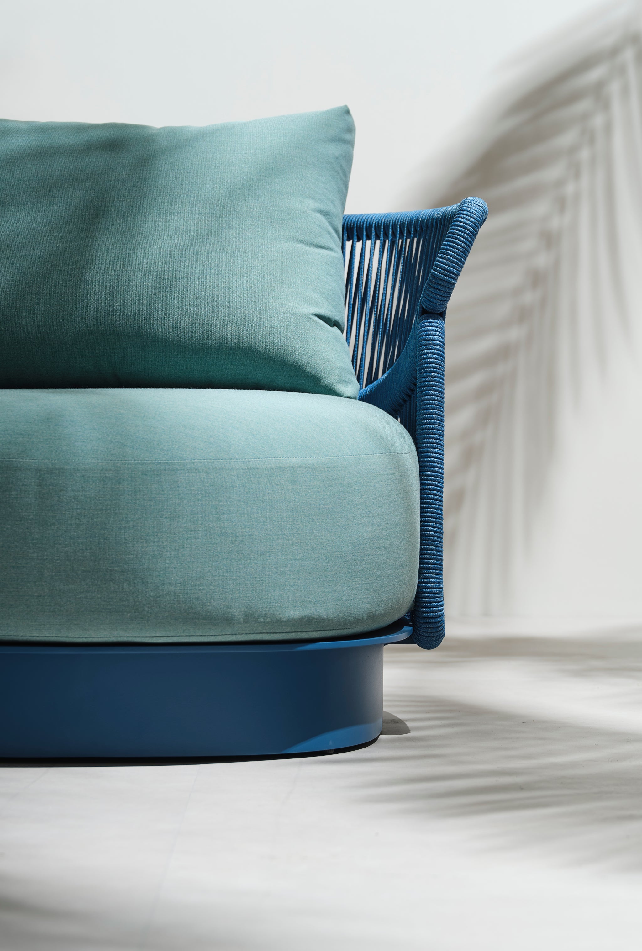 Aio Single Sofa