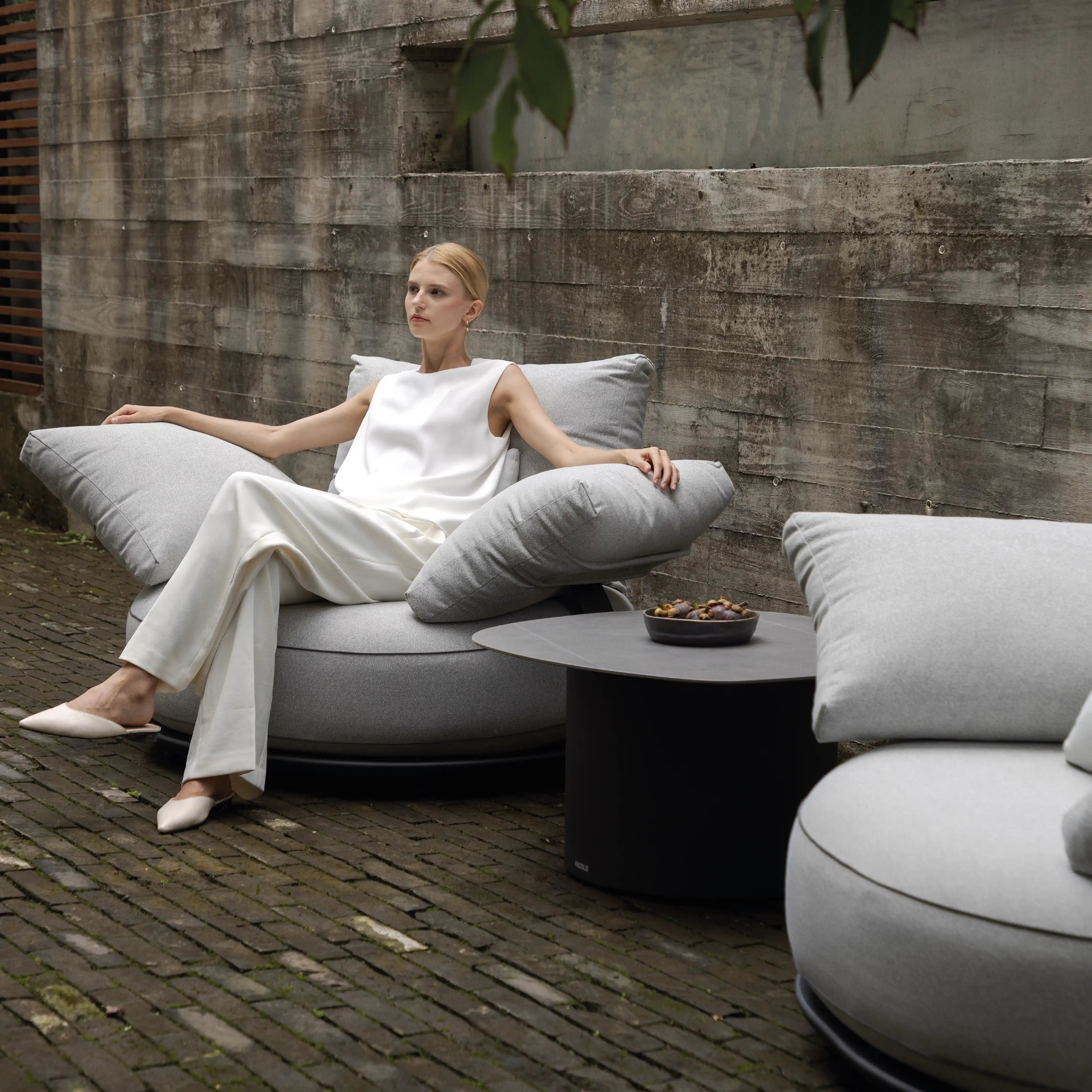 Calla Single Sofa
